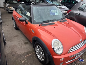 Used MINI Convertible 2005 for sale - 77984154: Photo
