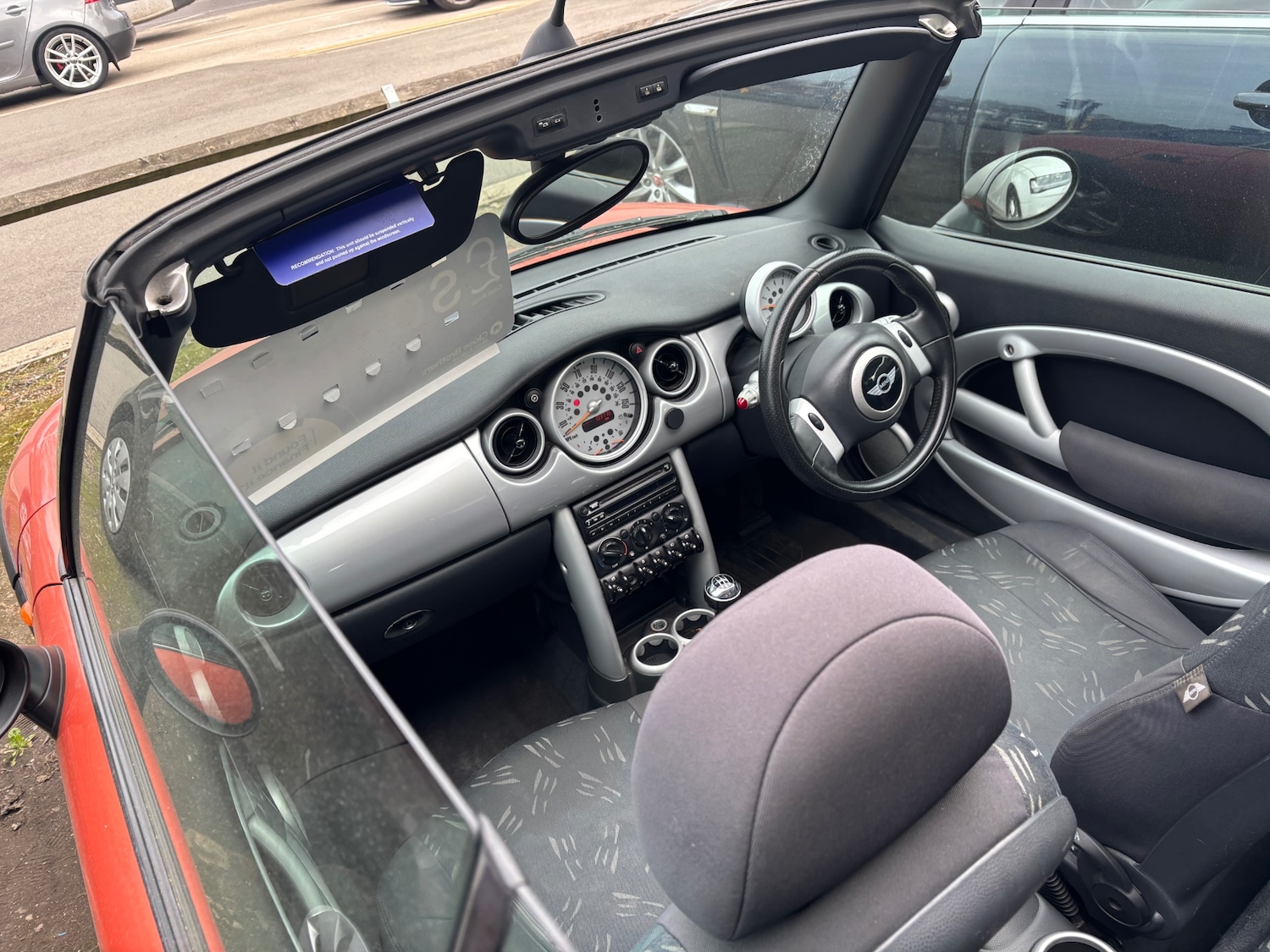 Used MINI Convertible 2005 for sale - 77984154: Photo 6