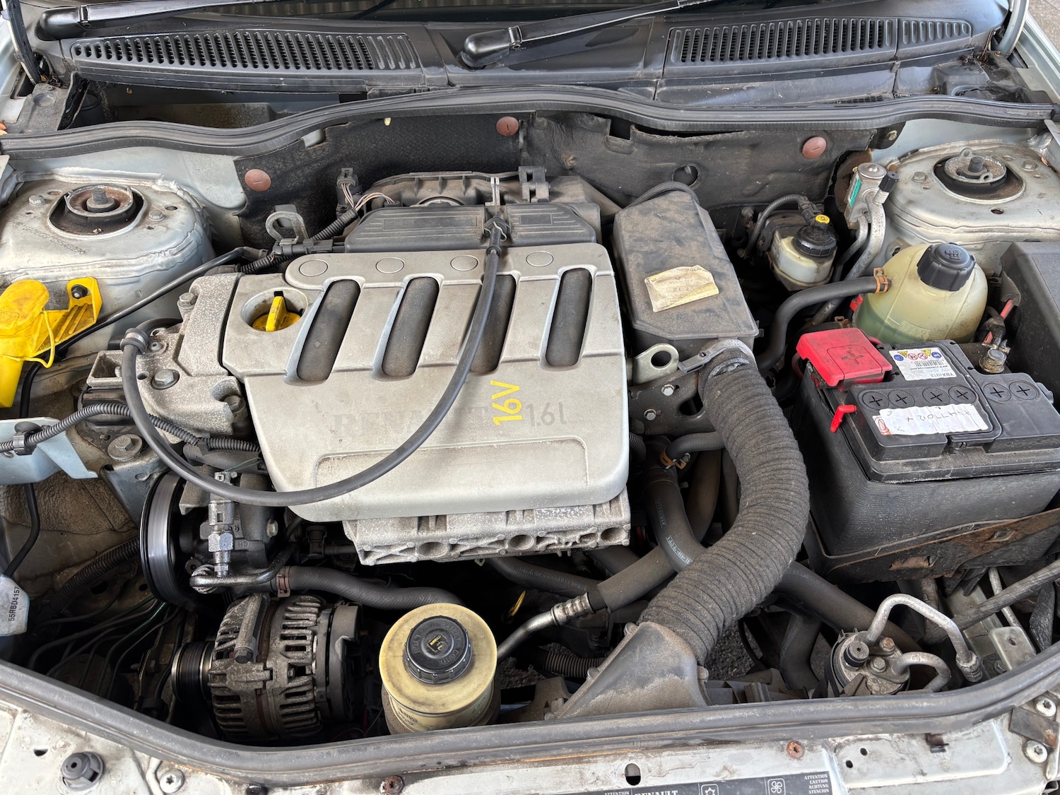 Renault Megane 2002 (02) - 1.6 16V Expression 5dr - Image 20
