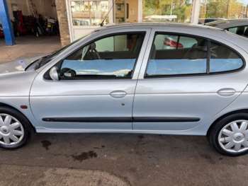 Used Renault Megane 2002 for sale - 75066134: Photo