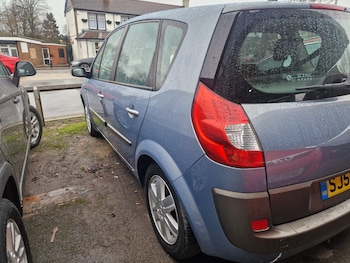 Used Renault Megane 2006 for sale - 77678900: Photo