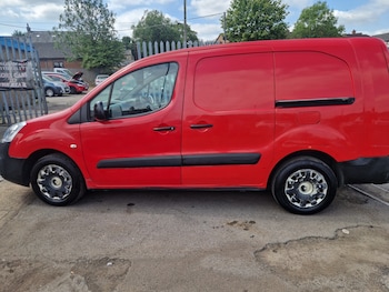 Used Peugeot Partner 2015 for sale - 79272019: Photo