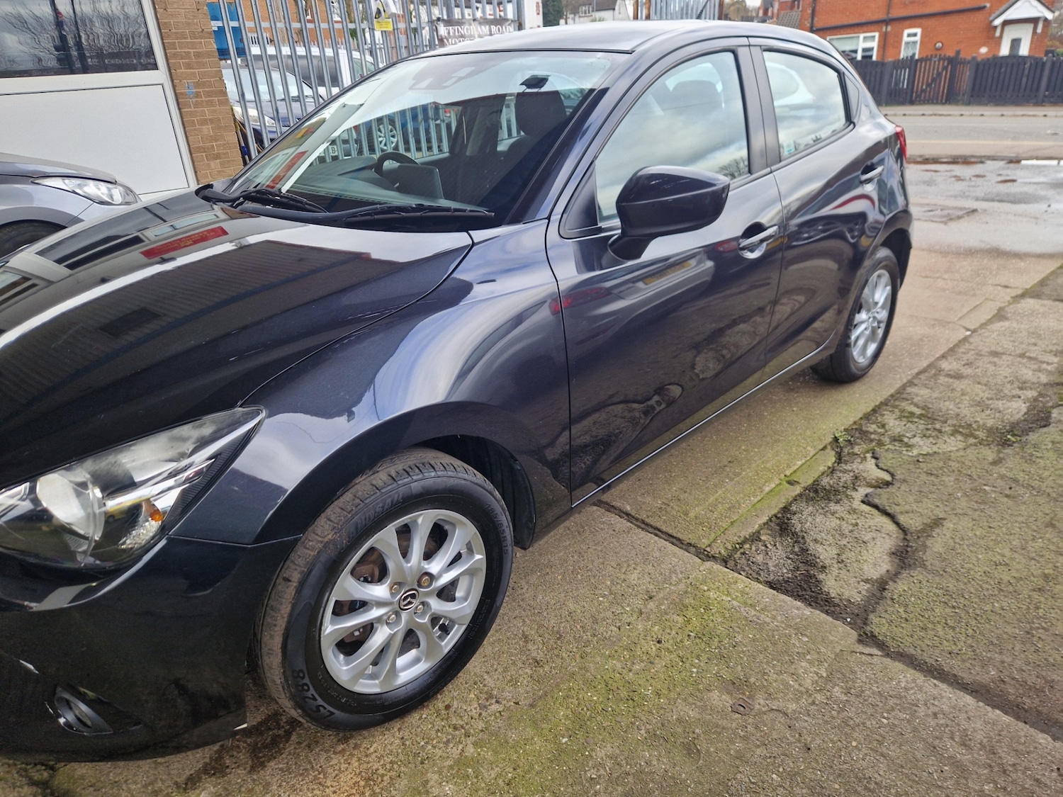 Used Mazda Mazda2 2015 for sale - 77818496: Photo 5