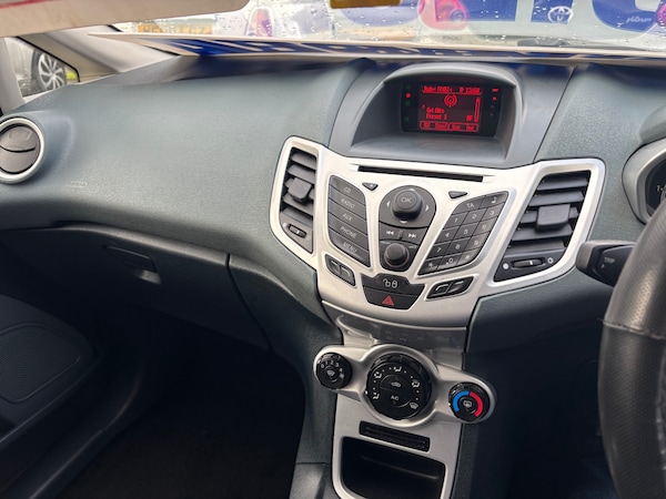 Used Ford Fiesta 2009 for sale - 76320453: Photo 17