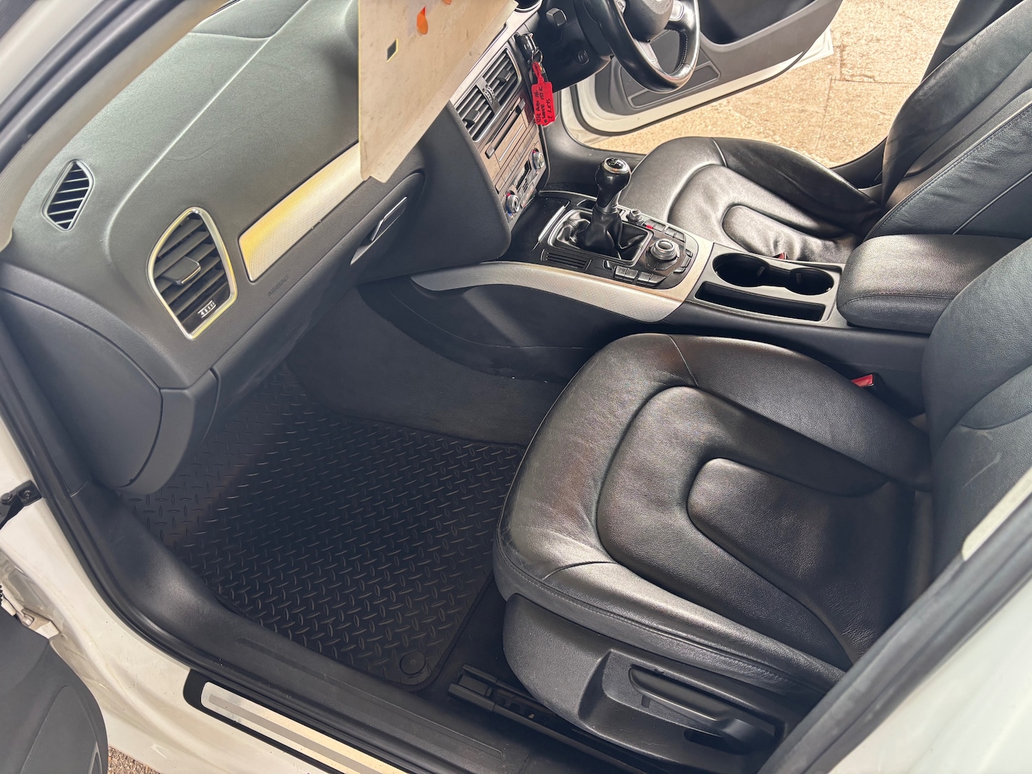 Used Audi A4 2012 for sale - 77984142: Photo 6