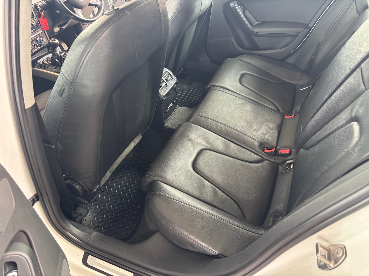 Used Audi A4 2012 for sale - 77984142: Photo 7