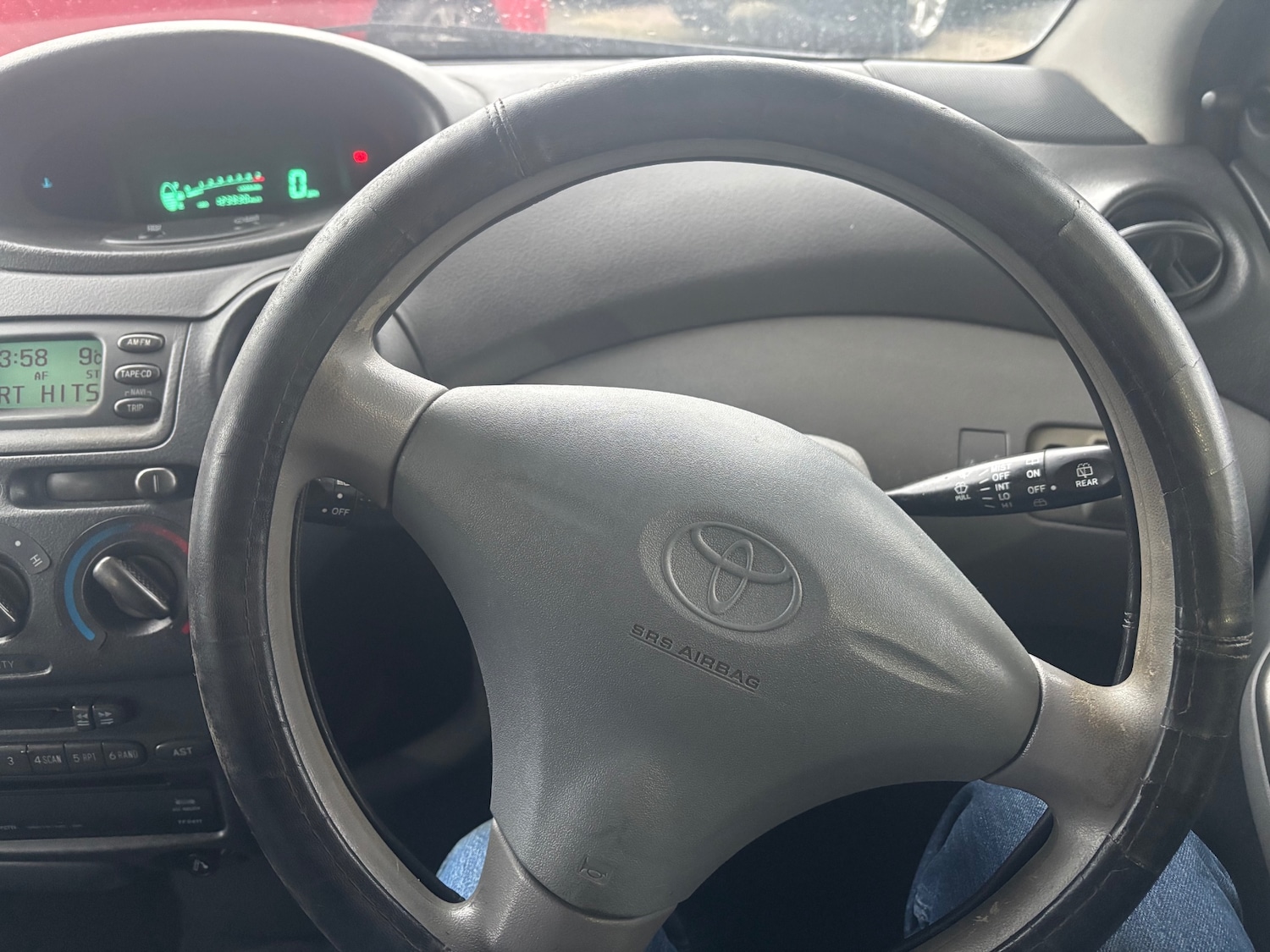 Used Toyota Yaris 2001 for sale - 77297107: Photo 13