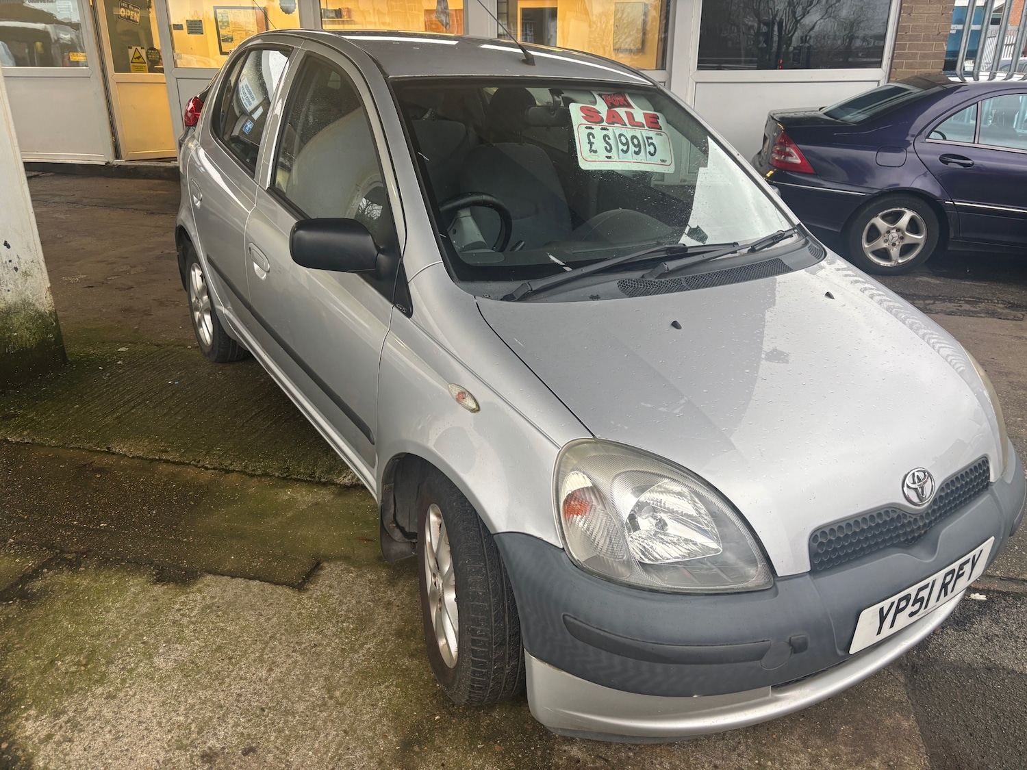 Used Toyota Yaris 2001 for sale - 77297107: Photo 2