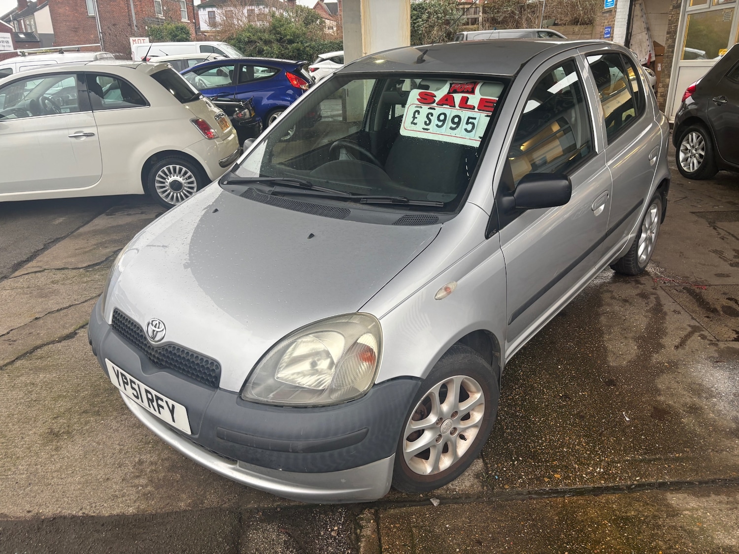 Used Toyota Yaris 2001 for sale - 77297107: Photo 3