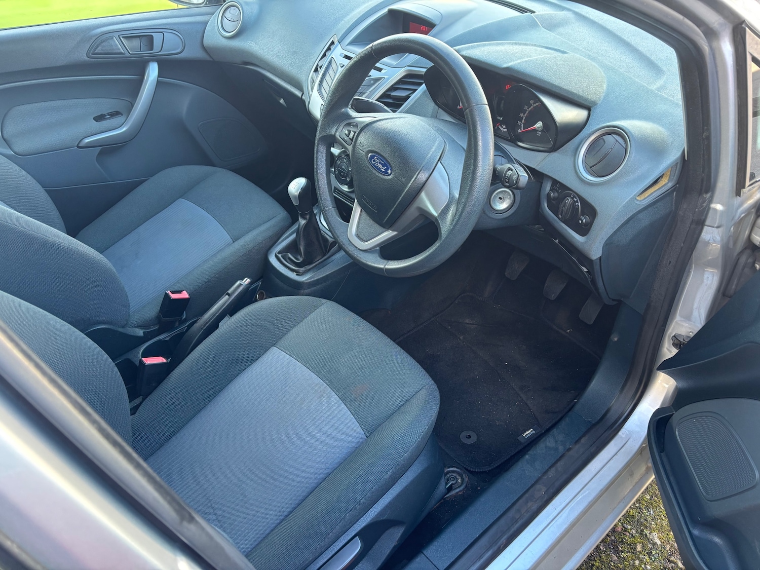 Used Ford Fiesta 2011 for sale - 76364875: Photo 13