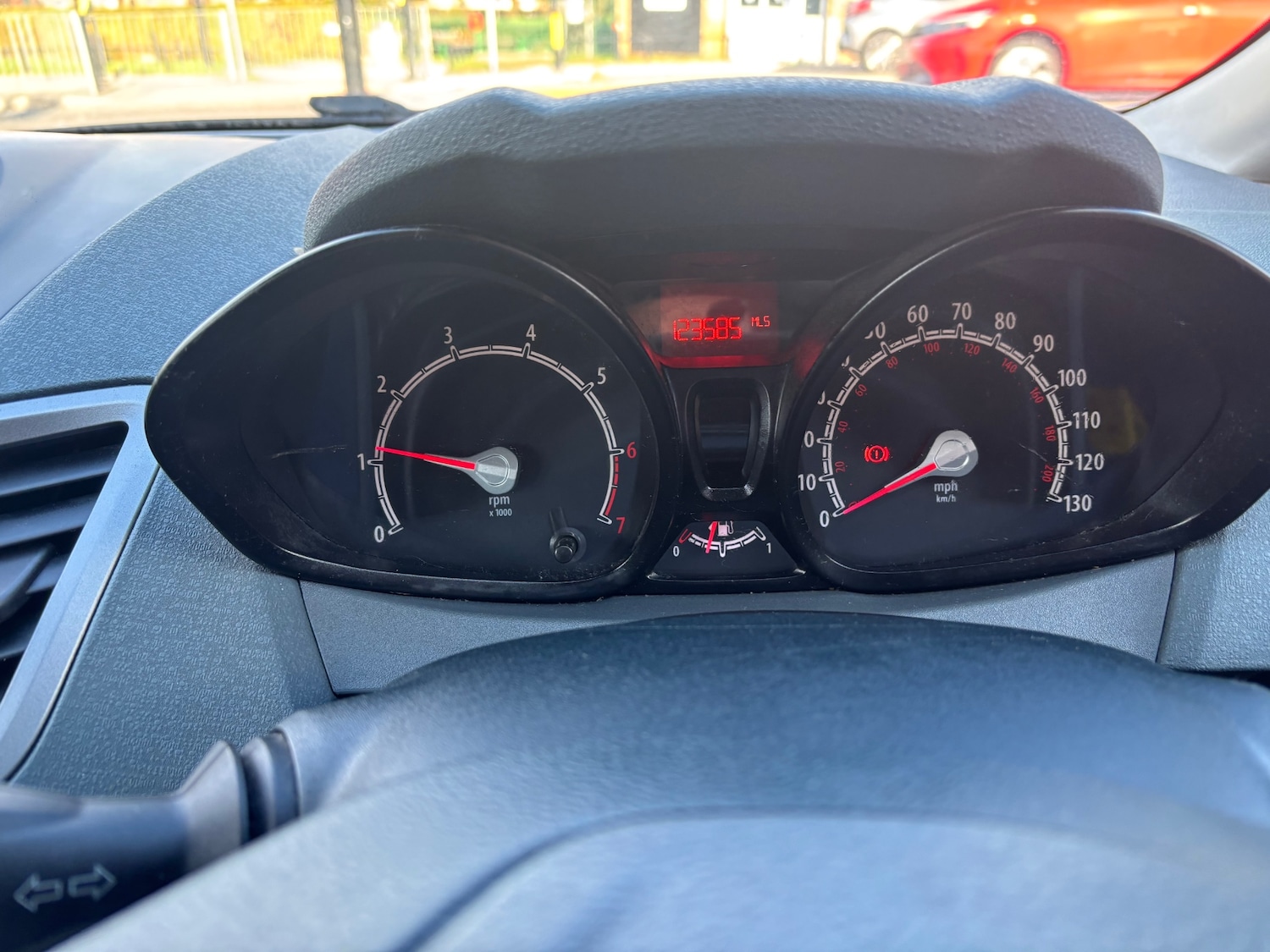 Used Ford Fiesta 2011 for sale - 76364875: Photo 15