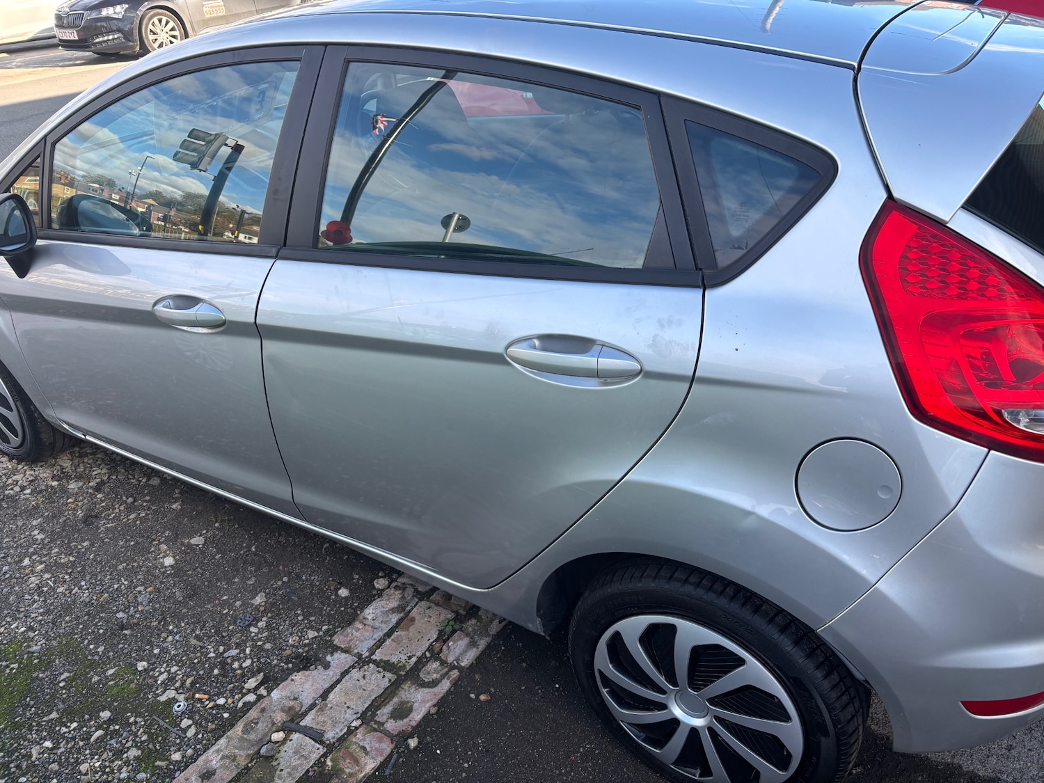 Used Ford Fiesta 2011 for sale - 76364875: Photo 5