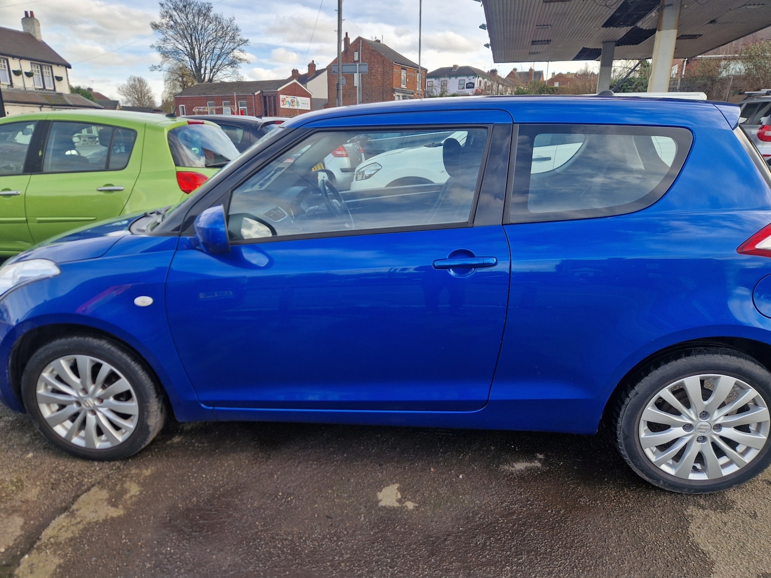 Used Suzuki Swift 2011 for sale - 77675426: Photo 3