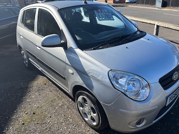 Used Kia Picanto 2010 for sale - 76181499: Photo 2