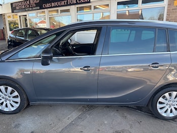 Used Vauxhall Zafira 2013 for sale - 77677434: Photo