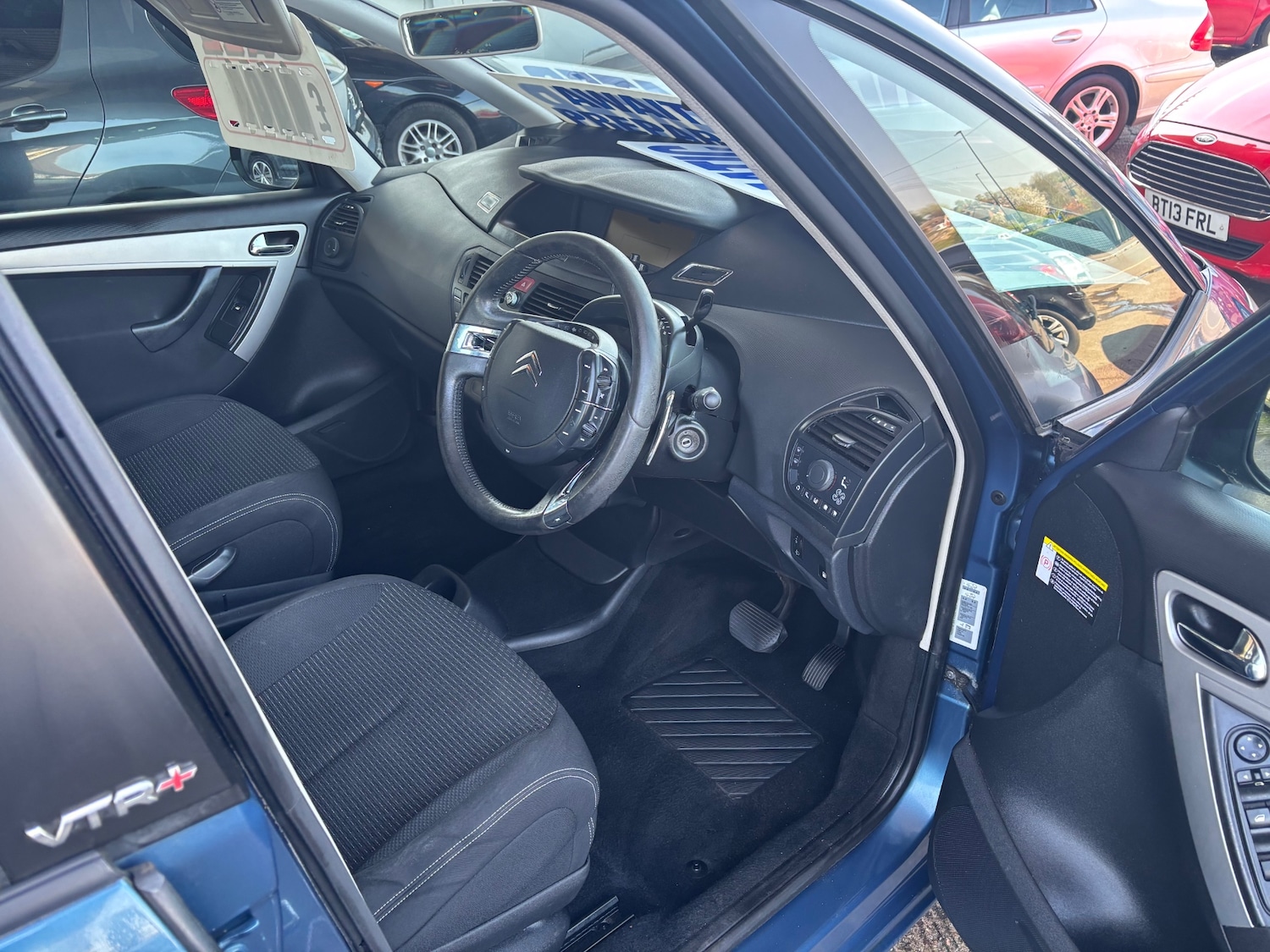 Used Citroen Grand C4 Picasso 2010 for sale - 78163555: Photo 11