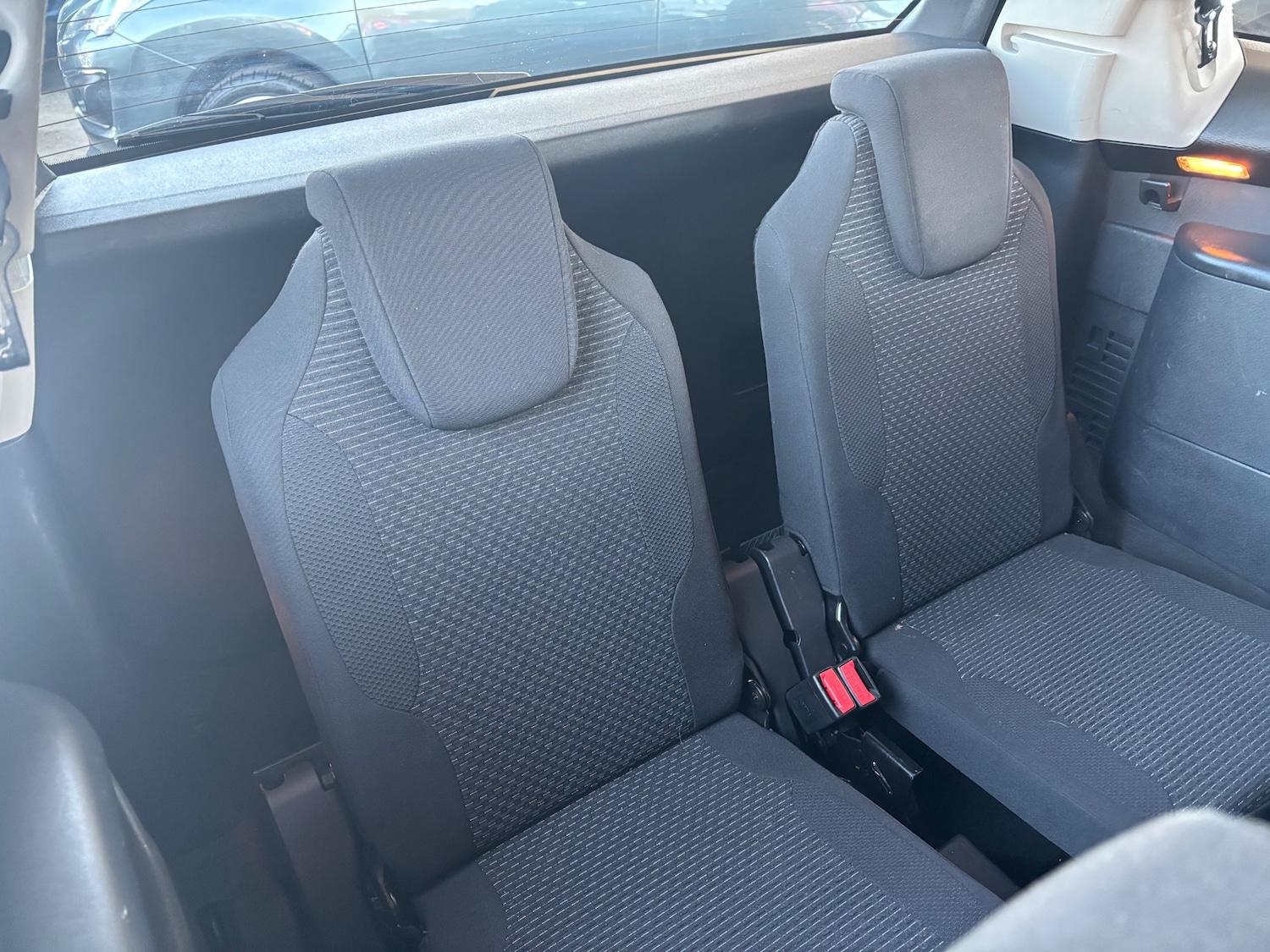 Used Citroen Grand C4 Picasso 2010 for sale - 78163555: Photo 9