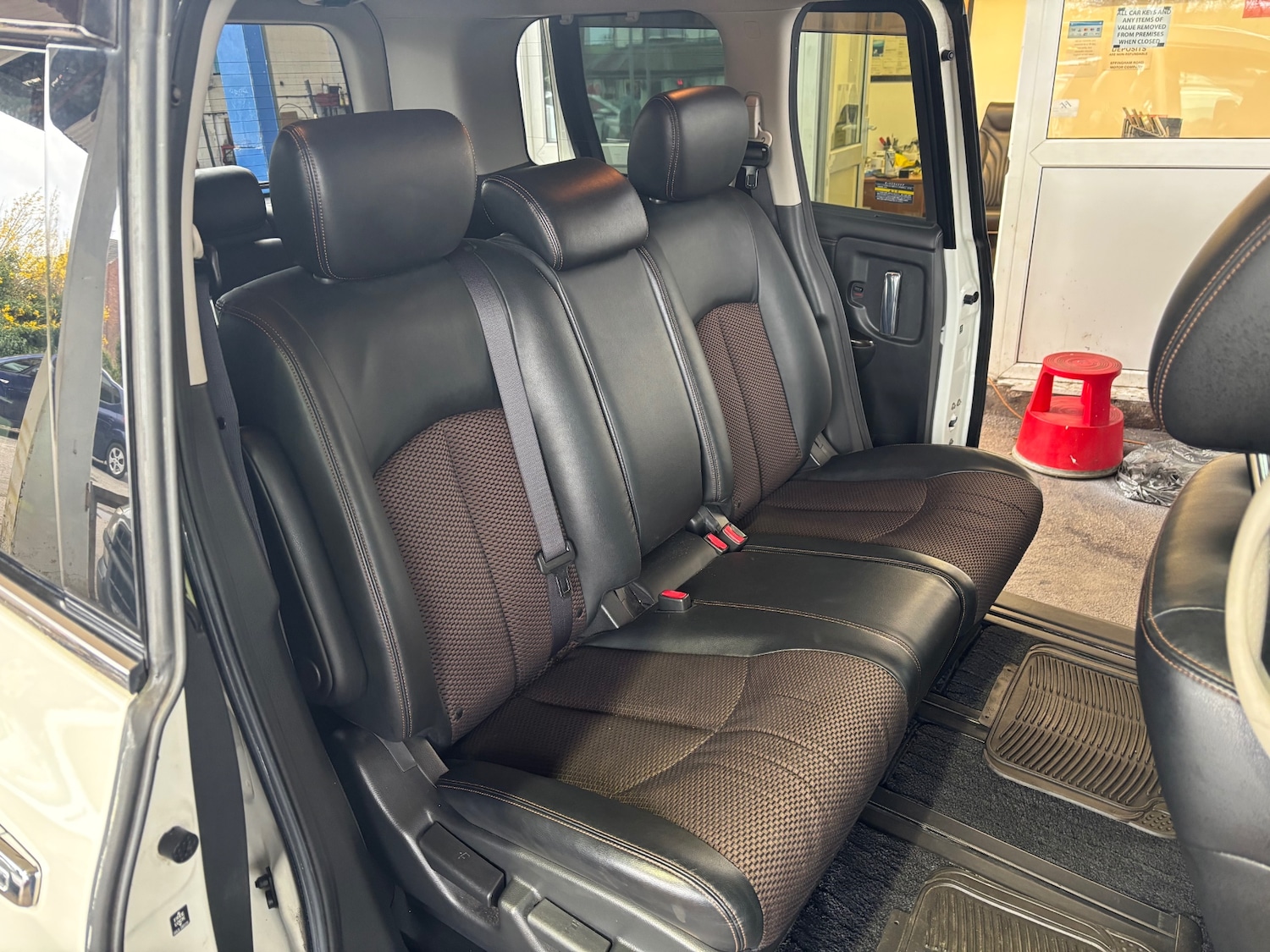 Used Nissan Elgrand 2022 for sale - 78092932: Photo 12