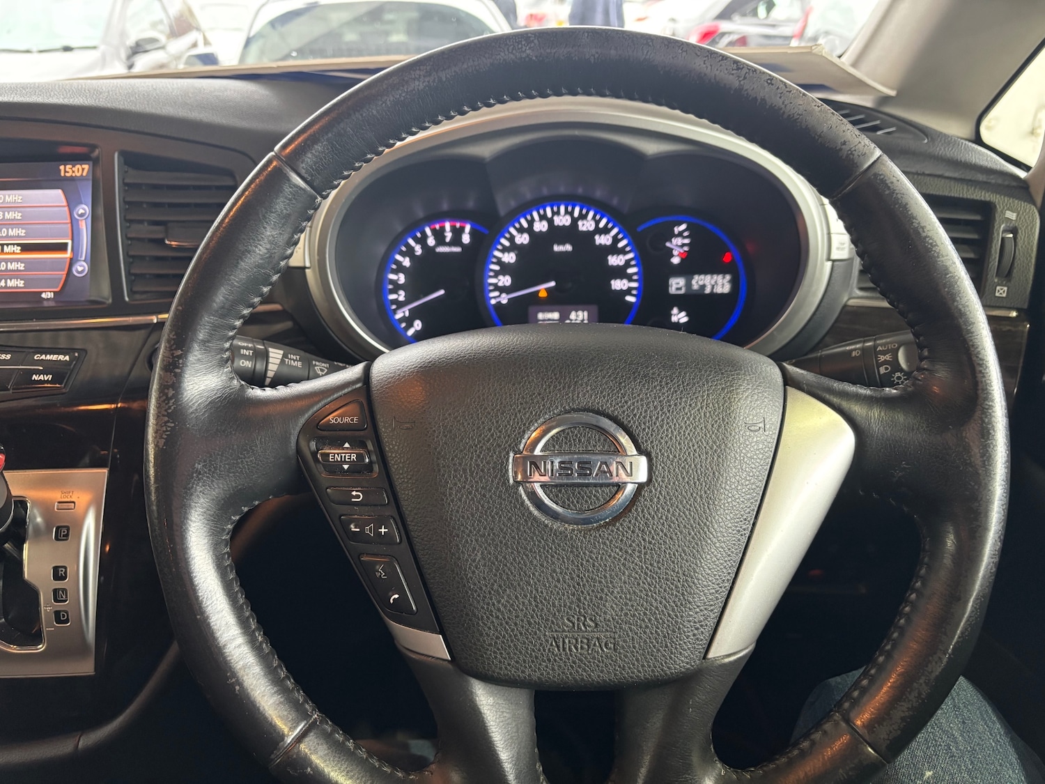 Used Nissan Elgrand 2022 for sale - 78092932: Photo 17