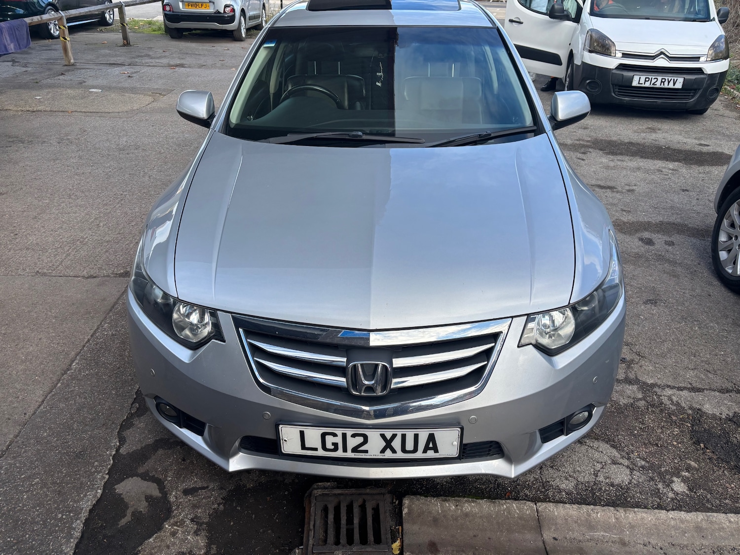 Used Honda Accord 2012 for sale - 76364895: Photo 1