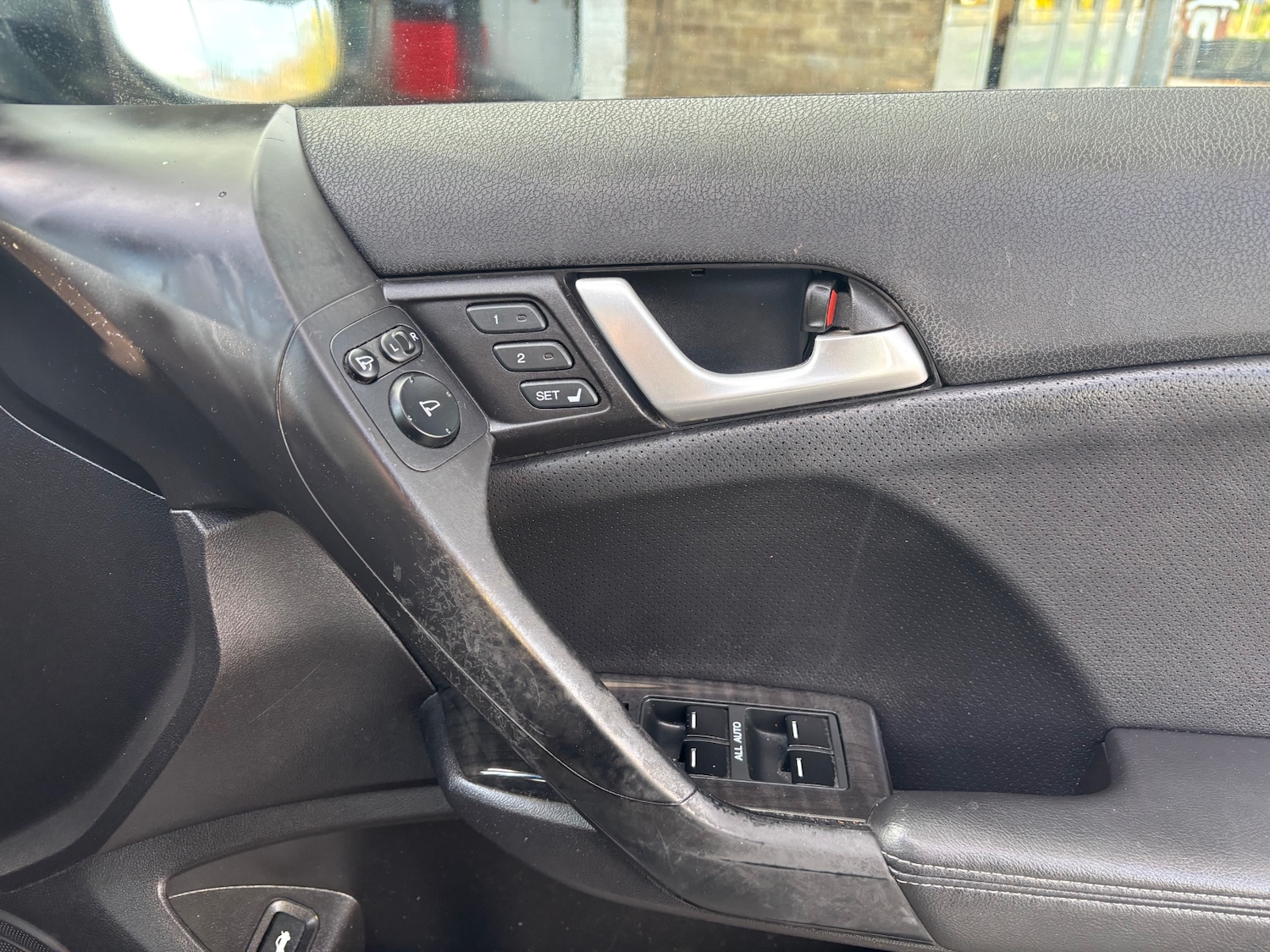 Used Honda Accord 2012 for sale - 76364895: Photo 16