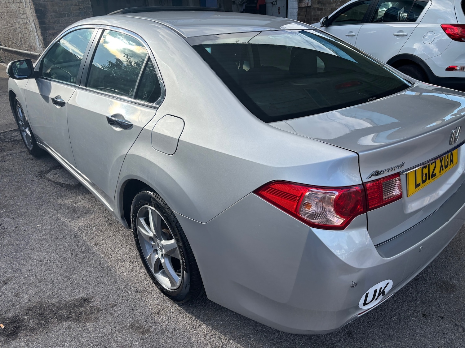 Used Honda Accord 2012 for sale - 76364895: Photo 5