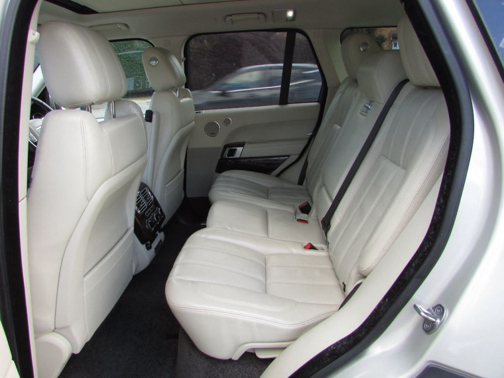 Used Land Rover Range Rover 2014 for sale - 77421384: Photo 11