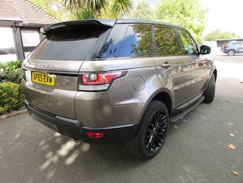 Used Land Rover Range Rover Sport 2015 for sale - 76209949: Photo 2