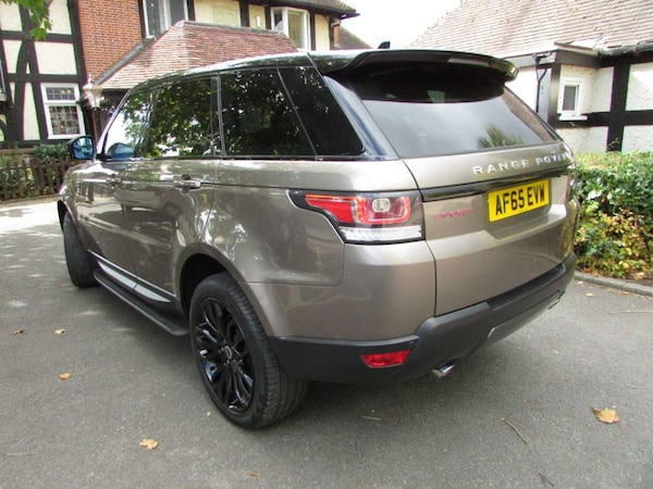 Used Land Rover Range Rover Sport 2015 for sale - 76209949: Photo 4