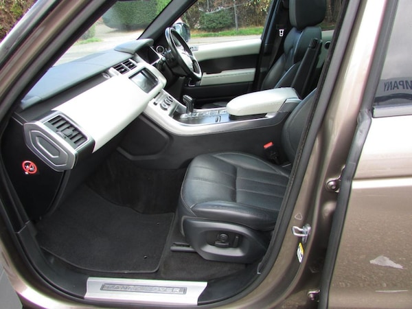Used Land Rover Range Rover Sport 2015 for sale - 76209949: Photo 6