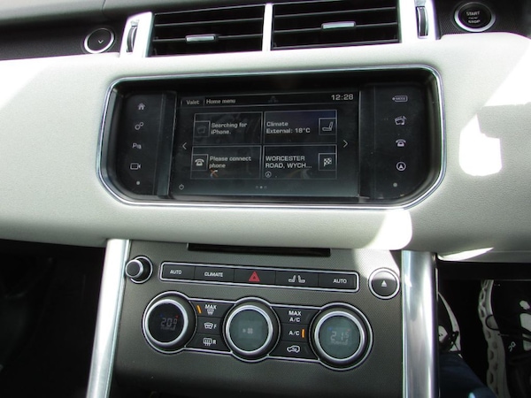 Used Land Rover Range Rover Sport 2015 for sale - 76209949: Photo 8