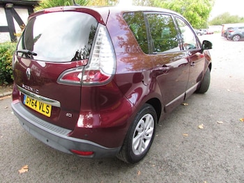Used Renault Scenic 2015 for sale - 76131999: Photo 2