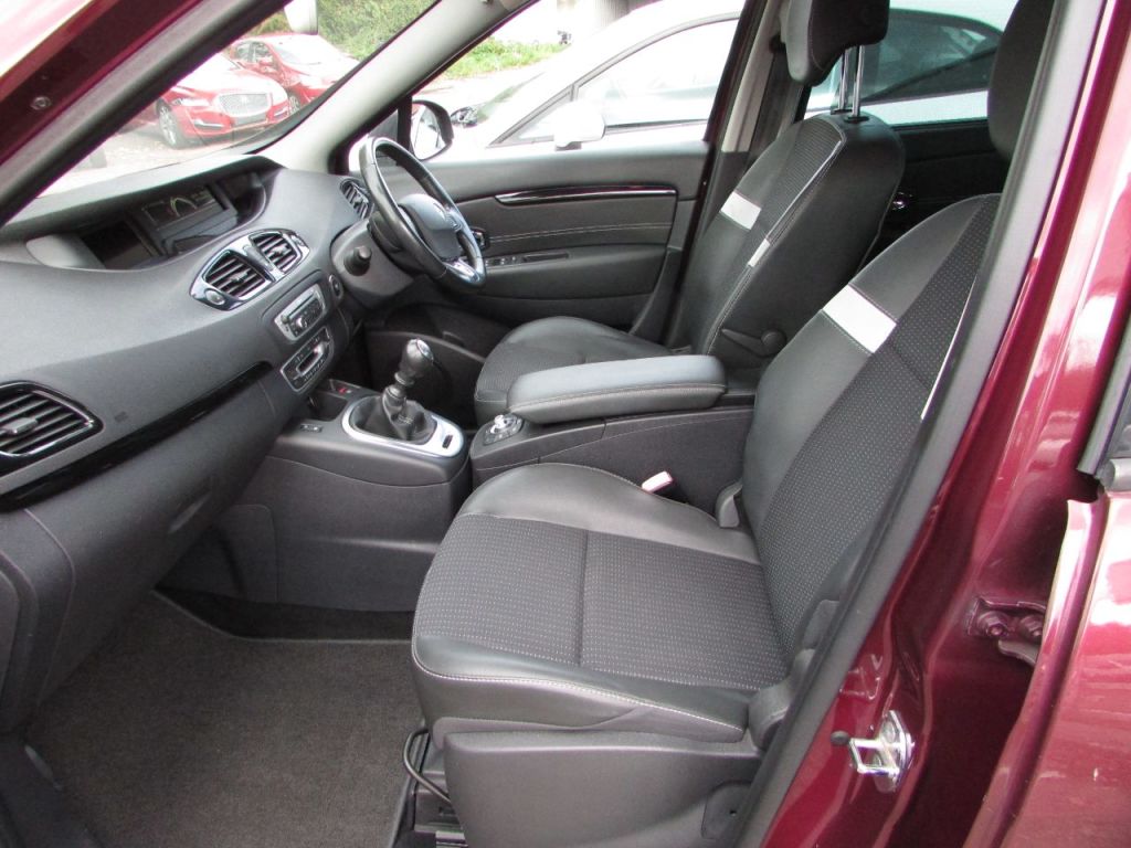 Used Renault Scenic 2015 for sale - 76131999: Photo 6
