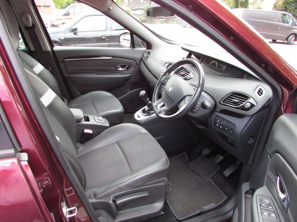 Used Renault Scenic 2015 for sale - 76131999: Photo 7
