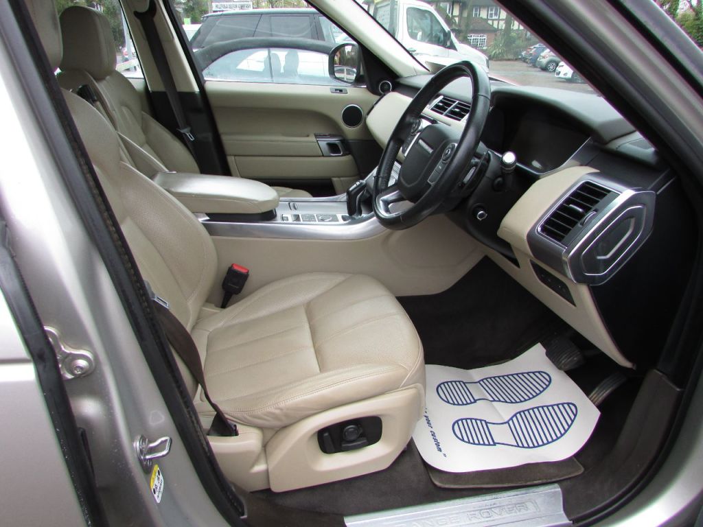 Used Land Rover Range Rover Sport 2017 for sale - 78043878: Photo 7