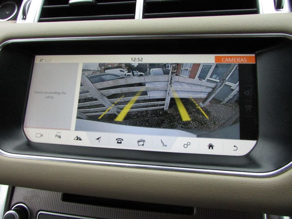 Used Land Rover Range Rover Sport 2017 for sale - 78043878: Photo 9