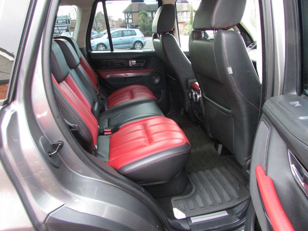 Used Land Rover Range Rover Sport 2010 for sale - 77244491: Photo 12