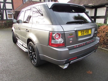 Used Land Rover Range Rover Sport 2010 for sale - 77244491: Photo