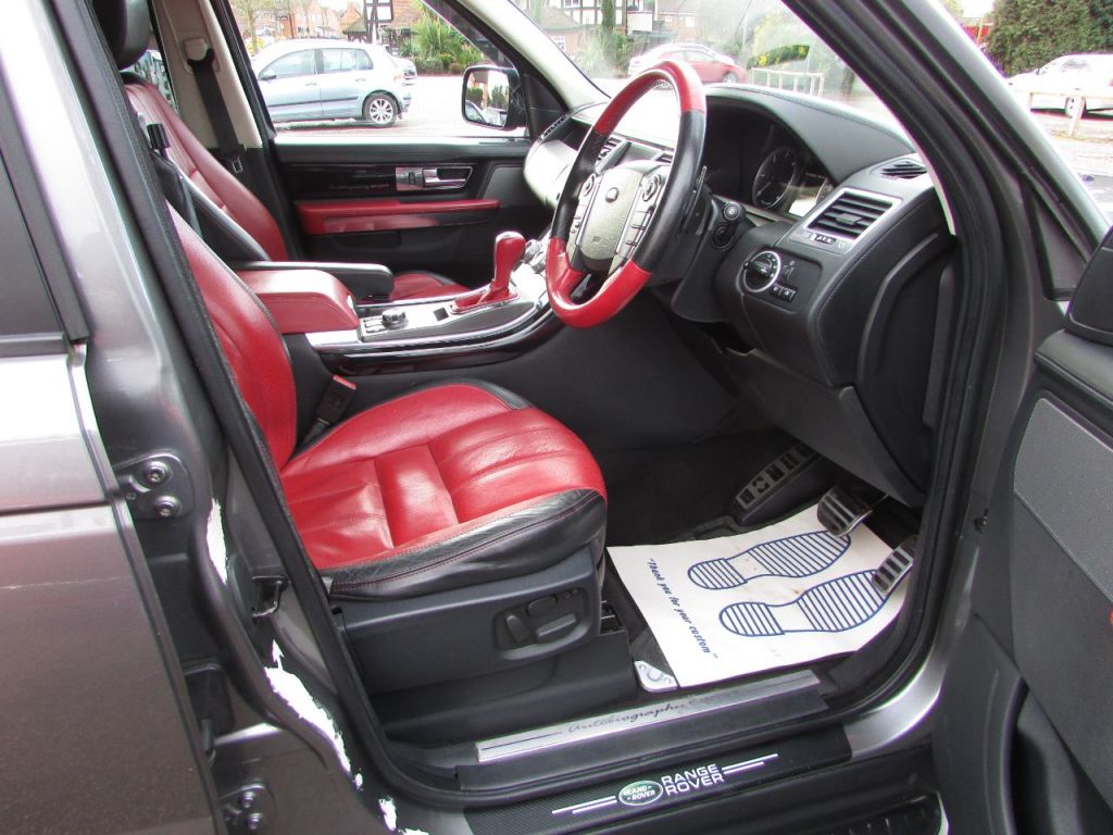 Used Land Rover Range Rover Sport 2010 for sale - 77244491: Photo 7