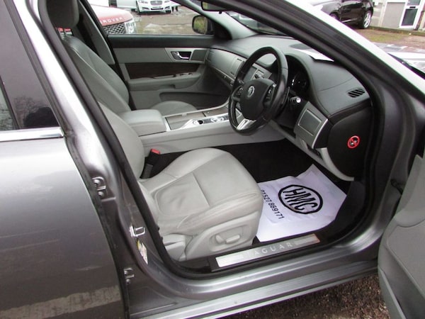 Used Jaguar XF 2013 for sale - 73088071: Photo 7