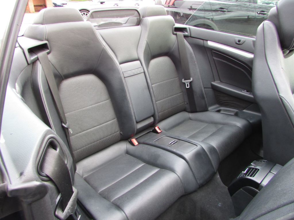 Used Mercedes-Benz E Class 2015 for sale - 77593356: Photo 12