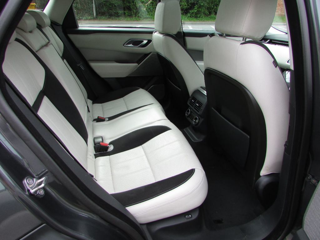 Used Land Rover Range Rover Velar 2018 for sale - 78134047: Photo 12