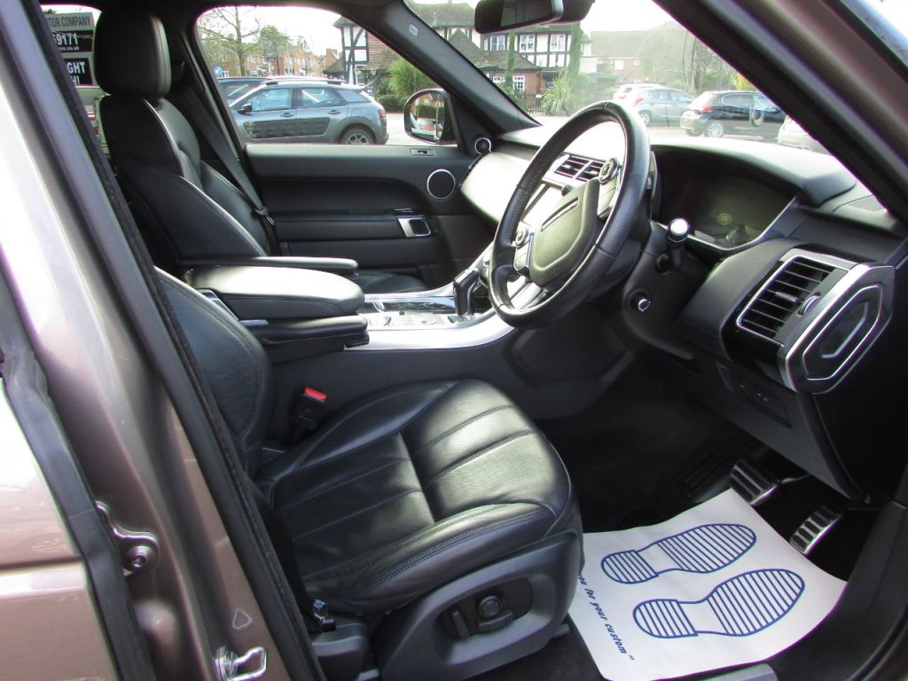 Used Land Rover Range Rover Sport 2016 for sale - 77236138: Photo 7