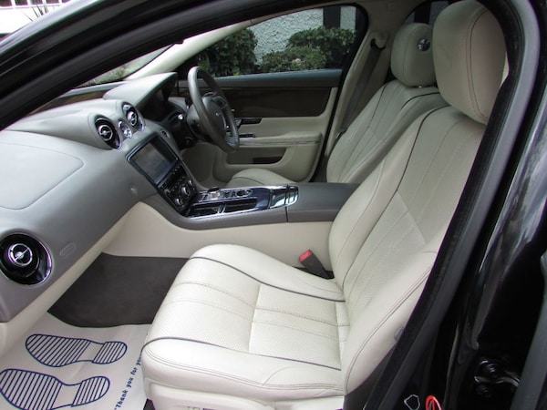 Used Jaguar XJ 2011 for sale - 74404171: Photo 6