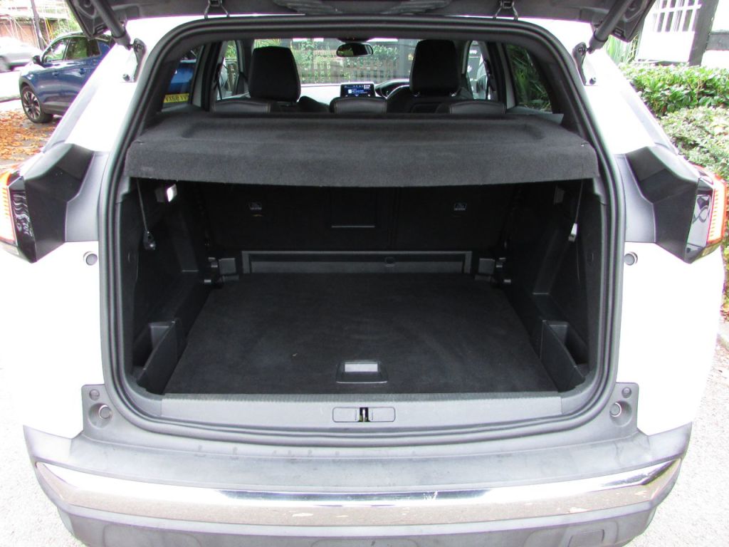 Used Peugeot 3008 2017 for sale - 76279313: Photo 16