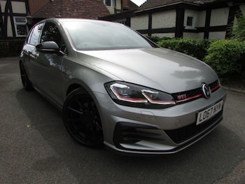 Volkswagen - Golf