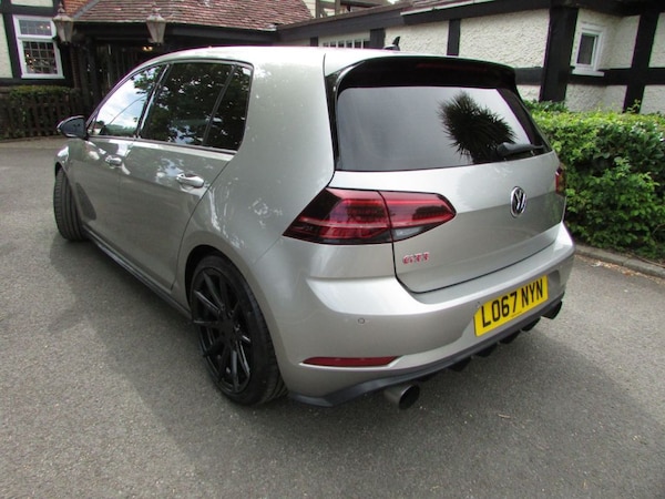 Used Volkswagen Golf 2017 for sale - 76126560: Photo 4