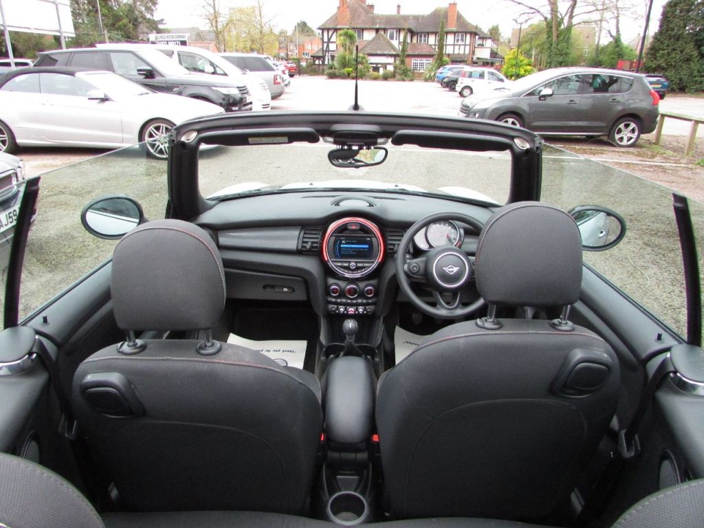 Used MINI Convertible 2019 for sale - 78123889: Photo 13