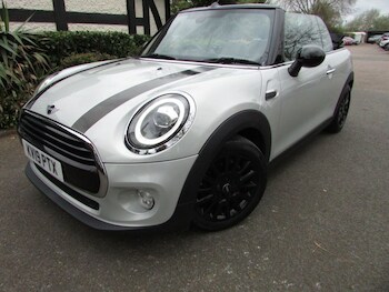 Used MINI Convertible 2019 for sale - 78123889: Photo