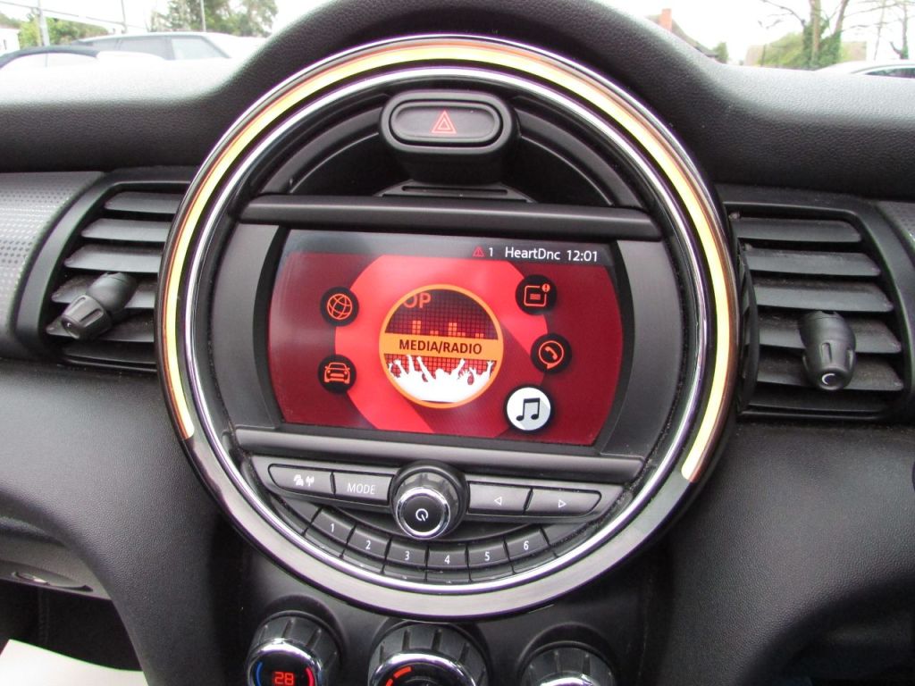 Used MINI Convertible 2019 for sale - 78123889: Photo 8